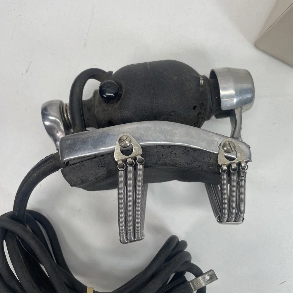 Vintage Oster Stimulax Stim-U-Lax Model M-4 Handheld Massager Working‎